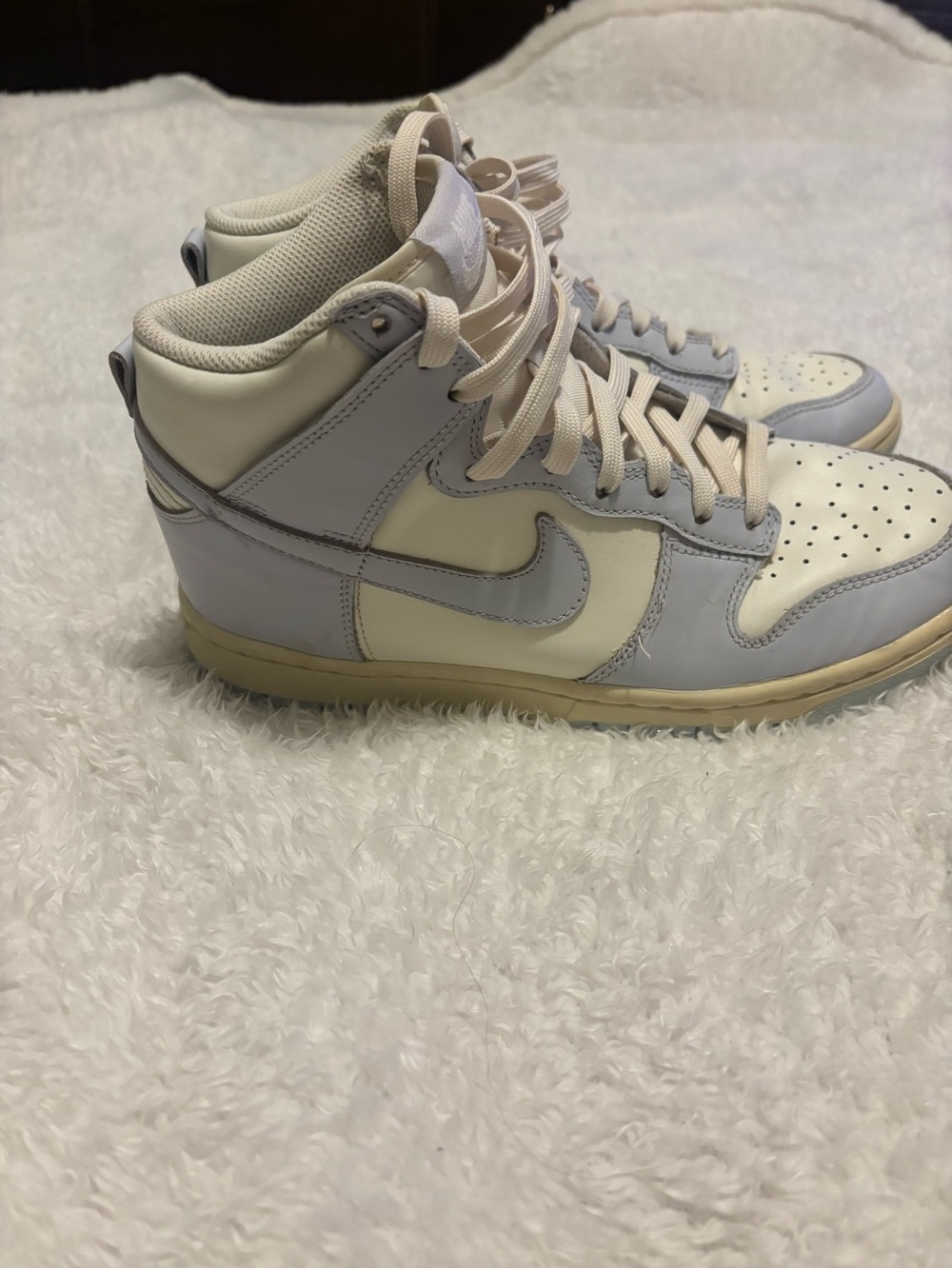 Nike Women’s High-Top Sneakers in Cream and Light Gray